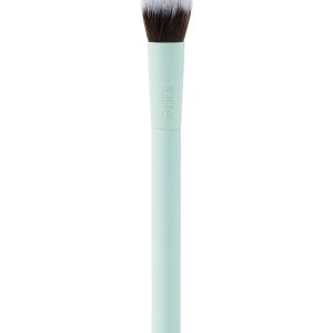 fluffy concealer brush